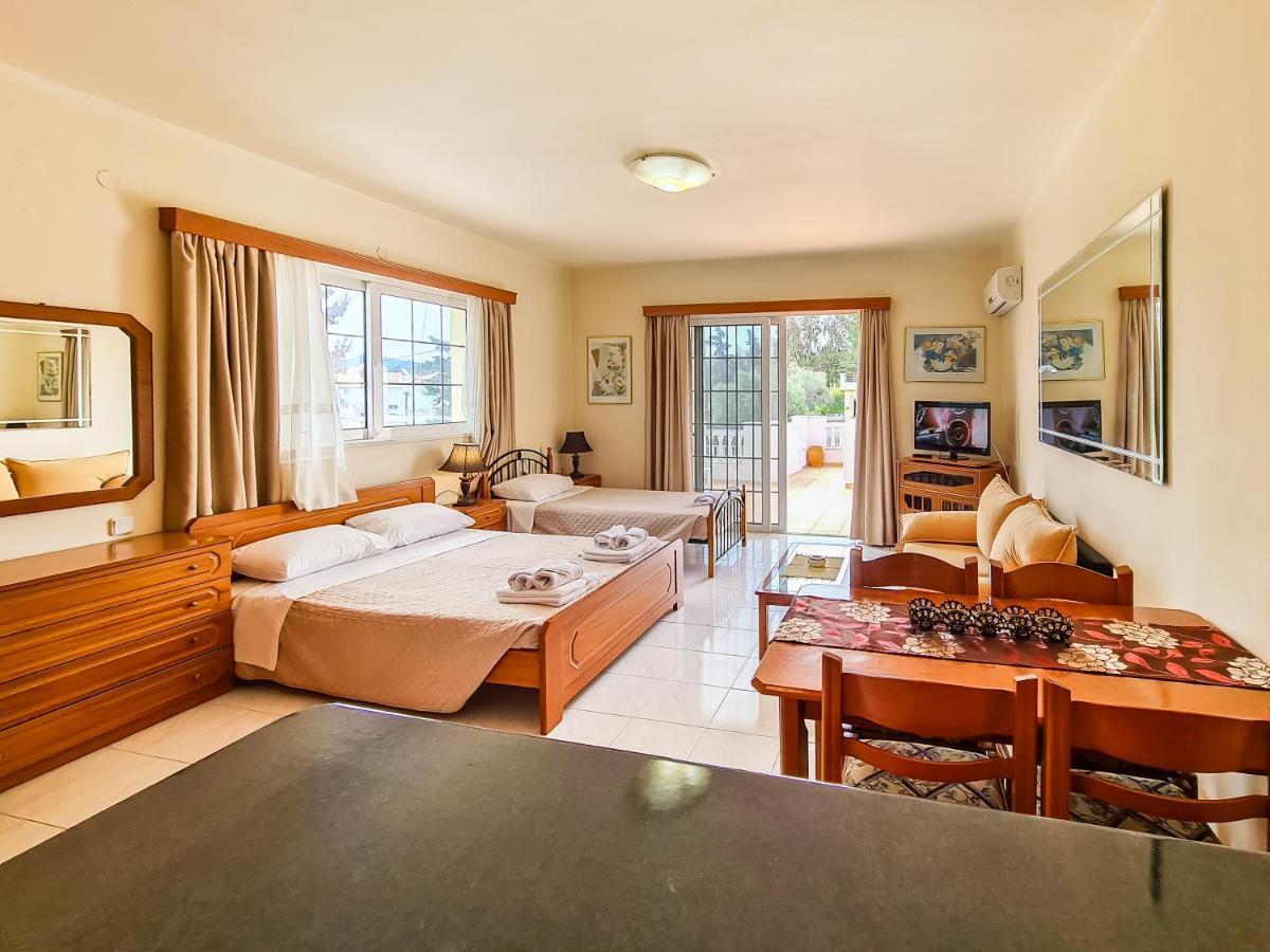 Colonial Studio/Apartment Φαληράκι Εξωτερικό φωτογραφία