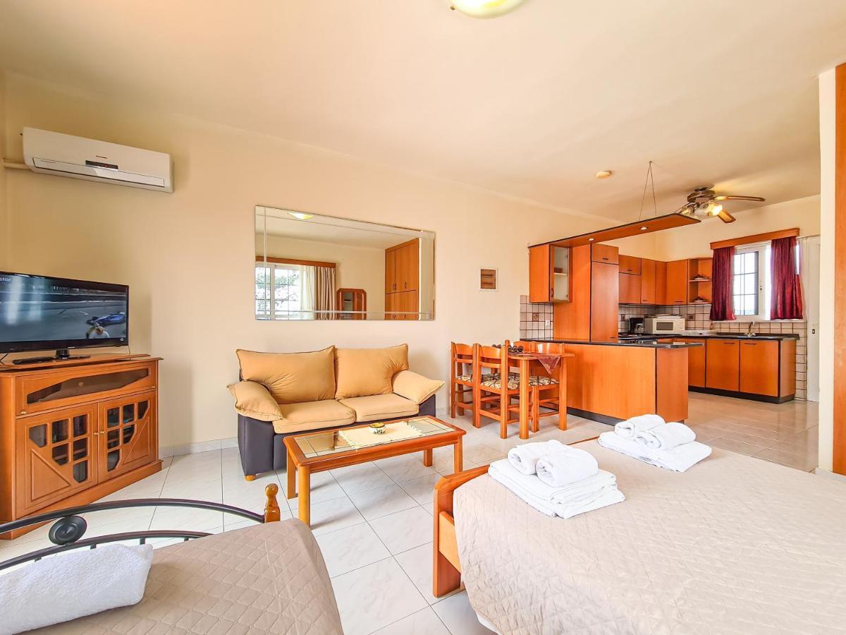 Colonial Studio/Apartment Φαληράκι Εξωτερικό φωτογραφία